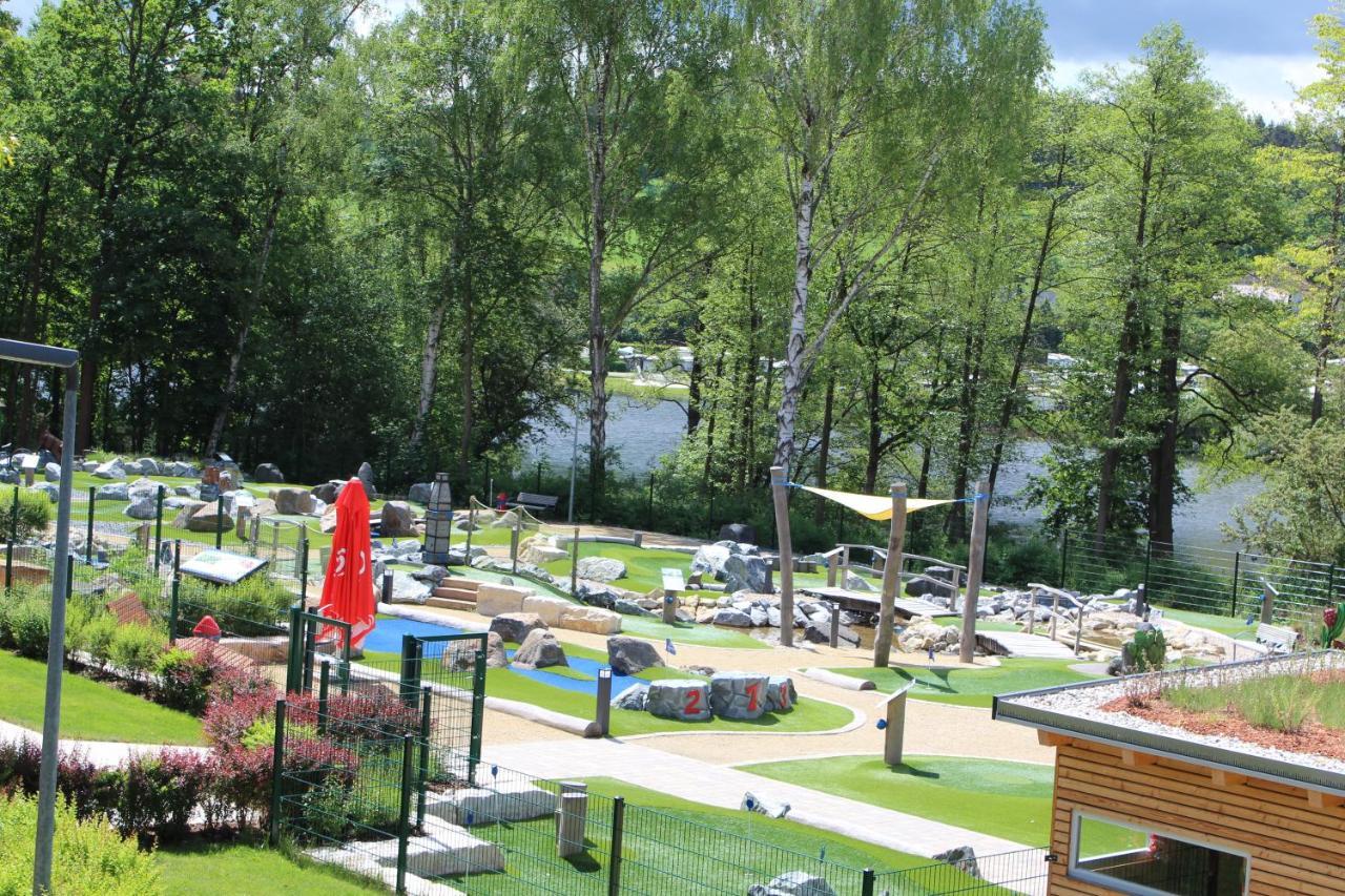 Hotel Russweiher 에센바흐 인 데르 오베르팔츠 외부 사진