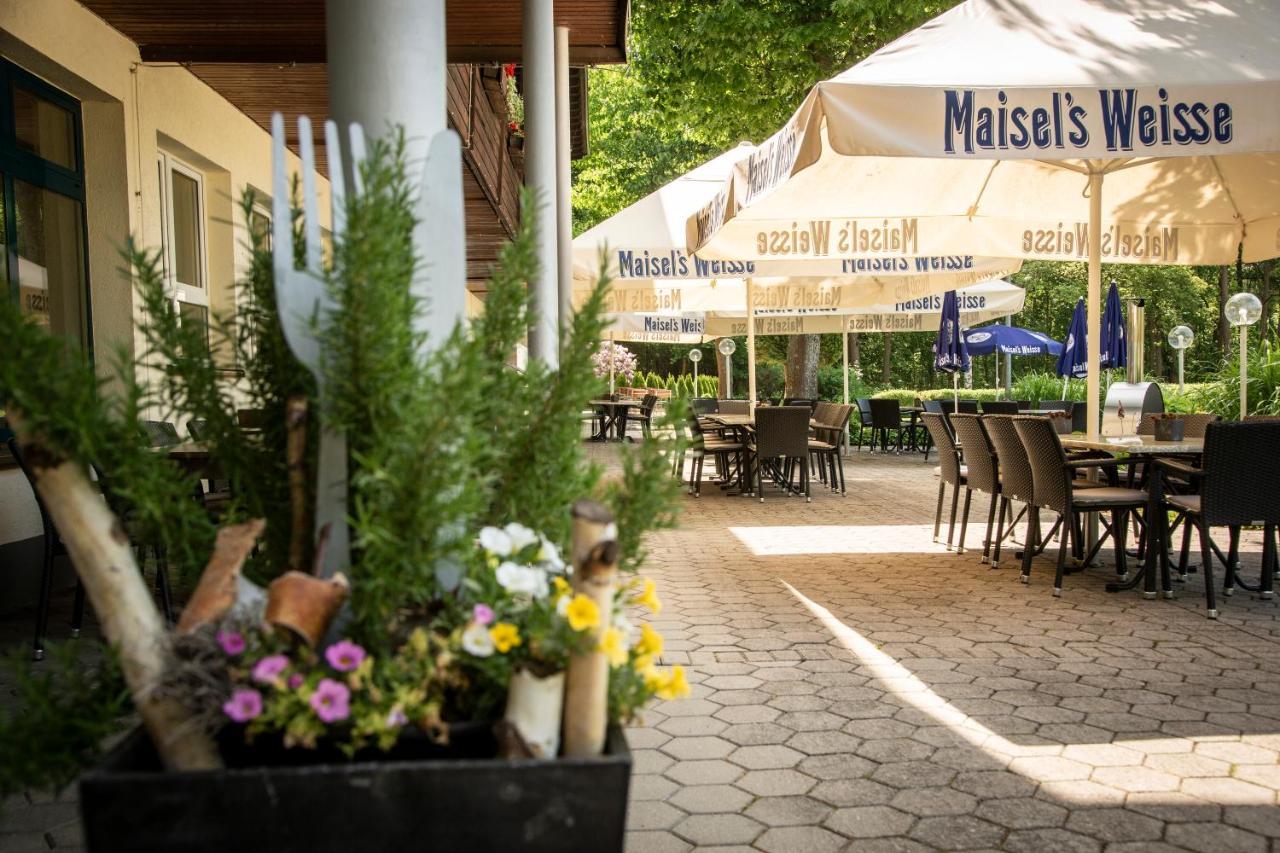 Hotel Russweiher 에센바흐 인 데르 오베르팔츠 외부 사진
